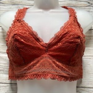 Victoria’s Secret Crochet Lace Racerback Bralette NWT Women’s Medium